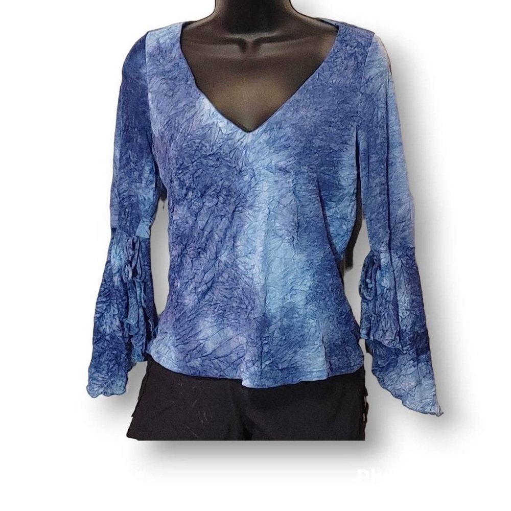 Tie dye print bell sleeve top